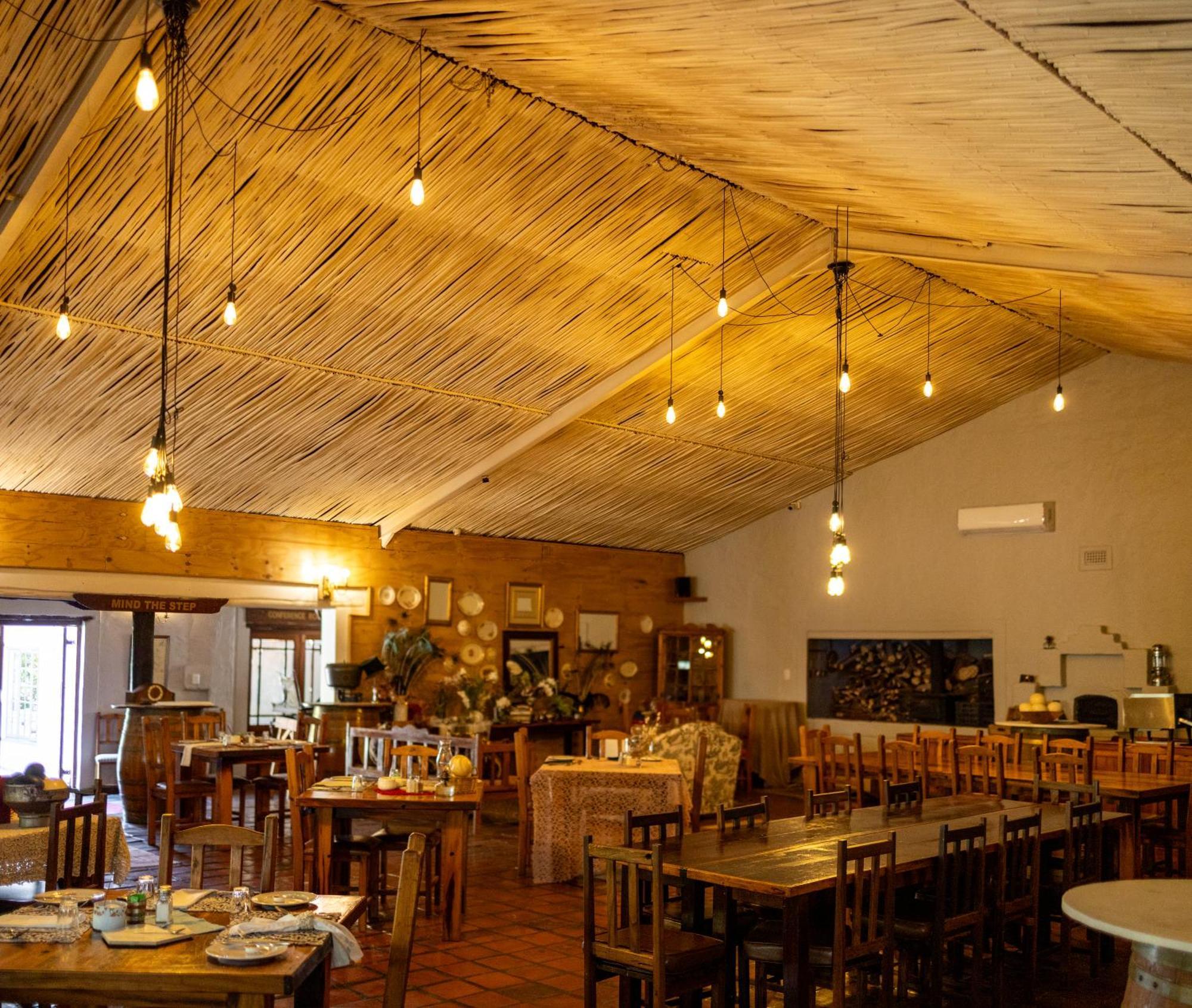 De Opstal Country Lodge Oudtshoorn Buitenkant foto